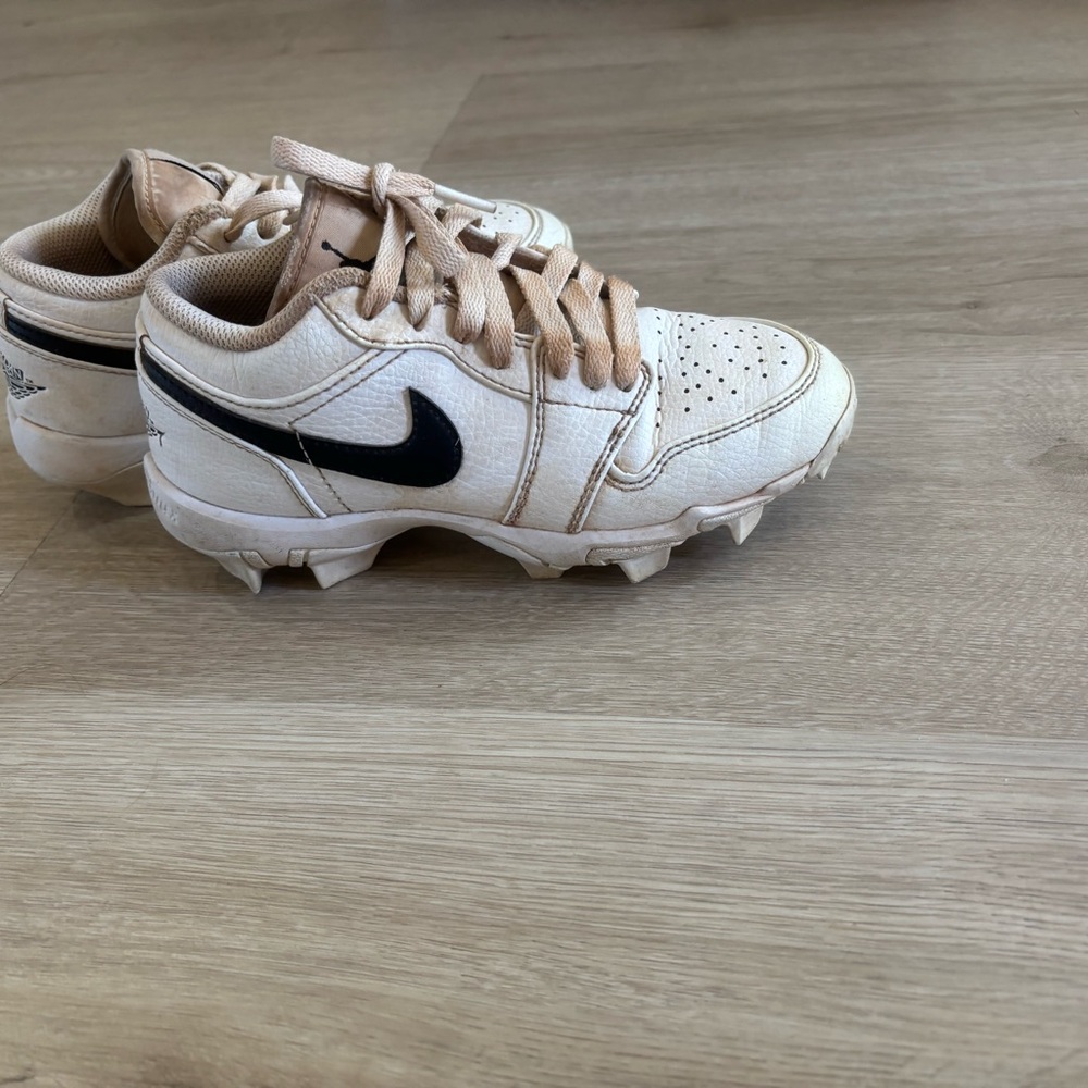 Jordan 1 youth cleats